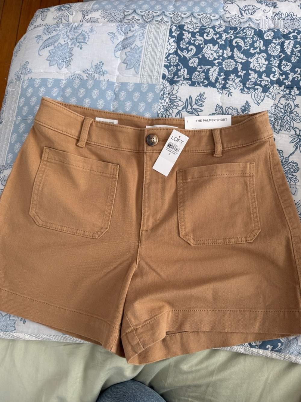 LOFT Palmer Short in Camel